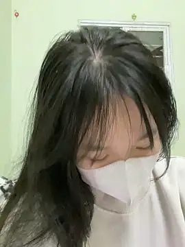 Snapshot of minmin2kk5 chatting on 02.25.25 minmin2kk5 online show from 02.25.25