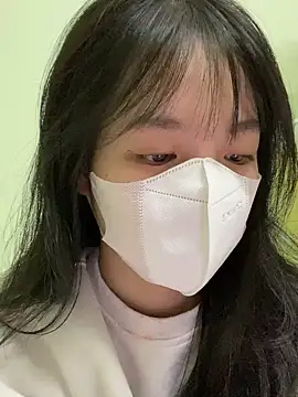 Snapshot of minmin2kk5 chatting on 03.17.25 minmin2kk5 online show from 03.17.25