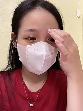 Snapshot of minmin2kk5 chatting on 10.05.25 minmin2kk5 online show from 10.05.25