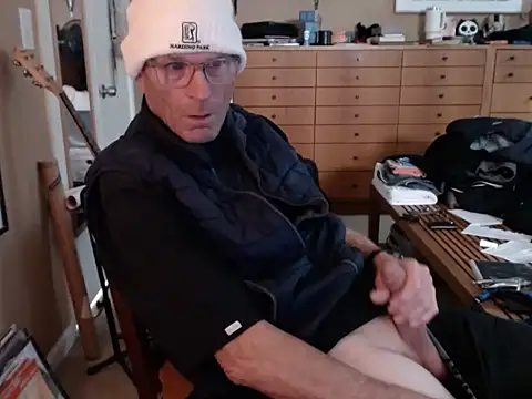 Snapshot of Richard_Dixon chatting on 02.26.25 Richard Dixon online show from 02.26.25