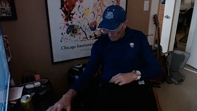 Snapshot of Richard_Dixon chatting on 07.25.26 Richard Dixon online show from 07.25.26