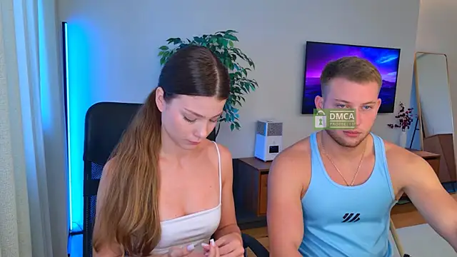 Snapshot of Jony_and_Jessica chatting on 07.15.26 Jony and Jessica online show from 07.15.26