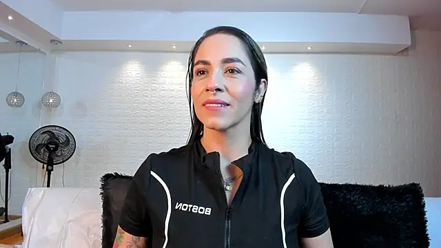 violet scott online show from 10.01.25