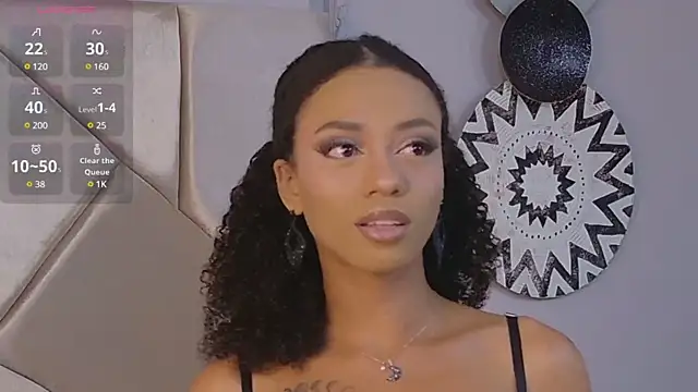 Snapshot of Nahomi_King chatting on 01.10.25 Nahomi King online show from 01.10.25