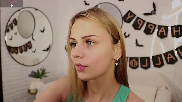 Wendy D0ll online show from 10.20.25