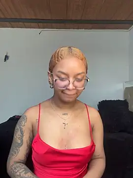 gretell evans online show from 11.12.25