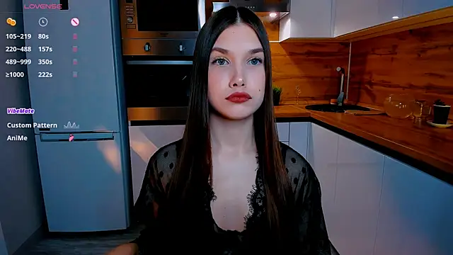  Eva Lee online show from 12.04.24