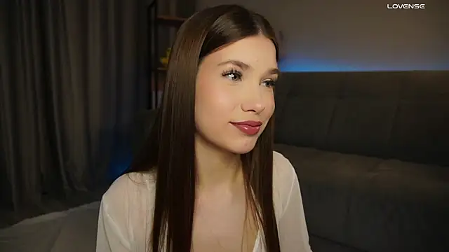  Eva Lee online show from 02.27.25