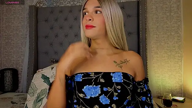 Shantal Joness online show from 11.08.25