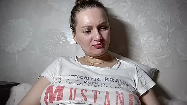 Viola sweet online show from 04.19.26