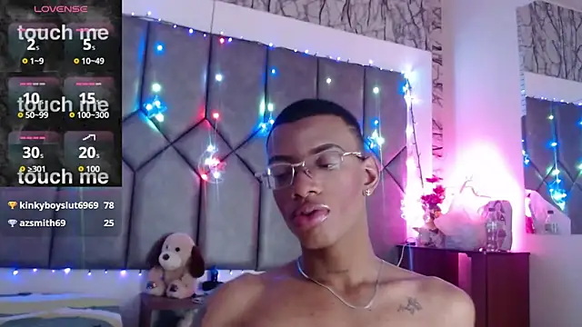 Tiffany Valentine15 online show from 02.10.26