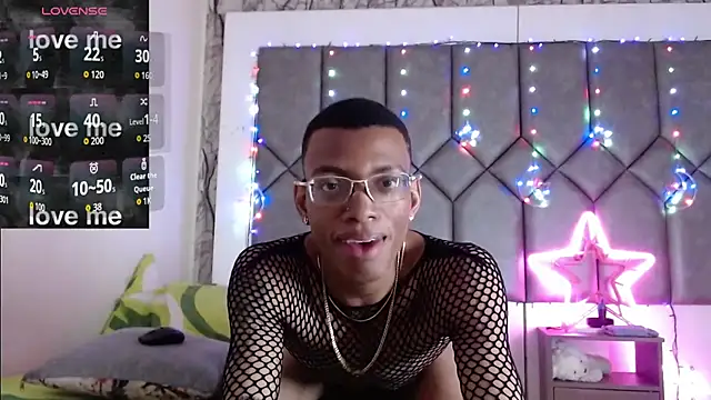 Tiffany Valentine15 online show from 02.19.26