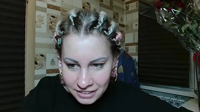 Snapshot of TherestlessKitty chatting on 05.10.26 TherestlessKitty online show from 05.10.26