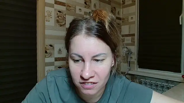 Snapshot of TherestlessKitty chatting on 05.23.26 TherestlessKitty online show from 05.23.26