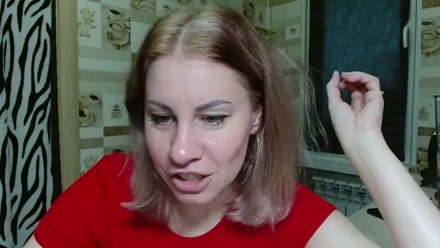 Snapshot of TherestlessKitty chatting on 05.31.26 TherestlessKitty online show from 05.31.26