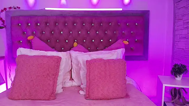 Tayzon Foxxx online show from 10.01.25