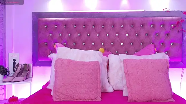 Tayzon Foxxx online show from 11.21.25