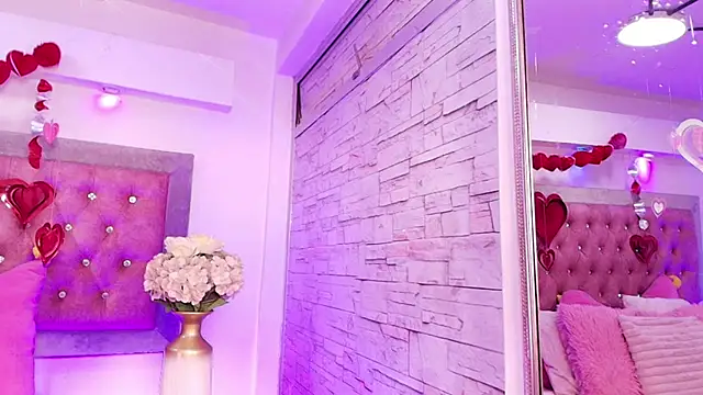 Tayzon Foxxx online show from 02.21.26