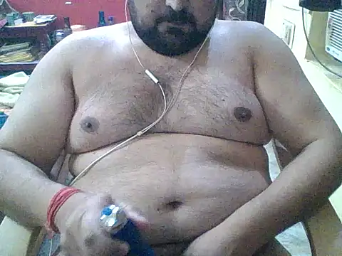 ARYANAVAILABLE online show from 11.06.25