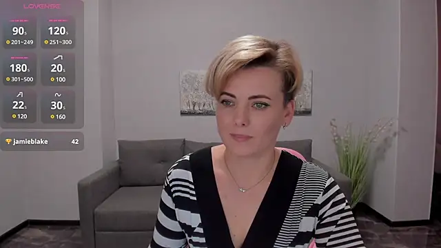 Julia Wilsone online show from 12.13.24