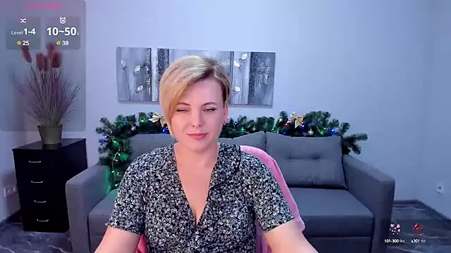 Julia Wilsone online show from 01.04.25