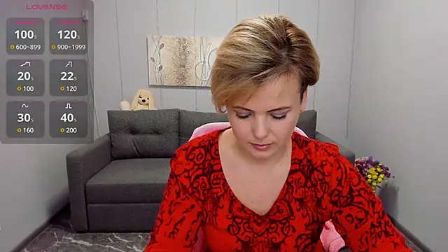 Julia Wilsone online show from 02.03.25