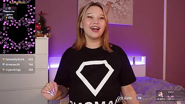 Snapshot of KarenBlair chatting on 12.18.24 KarenBlair online show from 12.18.24