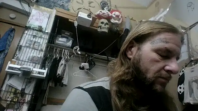 Pay2play1 online show from 12.21.24