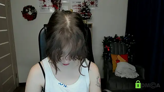Snapshot of Alina_Mills chatting on 01.09.26 Alina Mills online show from 01.09.26