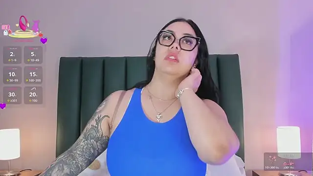 juicy led  online show from 04.20.26