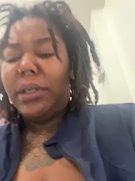 Goddess Nafeesha online show from 04.04.26