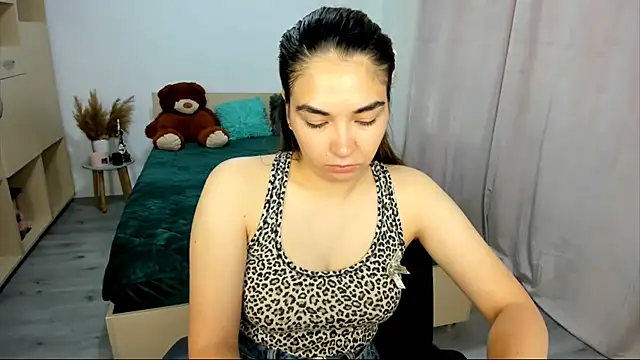 Alexa Dolly12 online show from 09.23.25