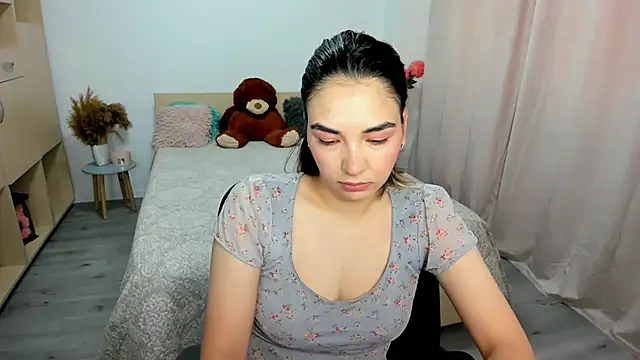 Snapshot of Alexa_Dolly12 chatting on 06.24.26 Alexa Dolly12 online show from 06.24.26