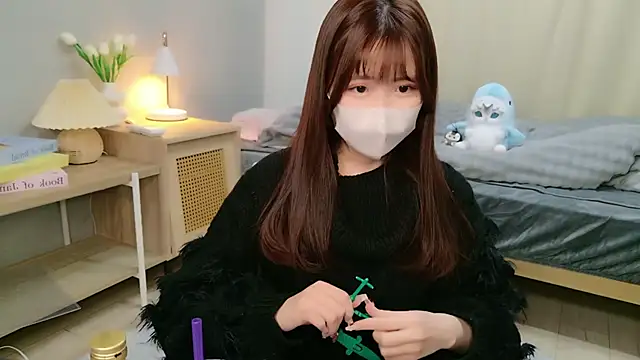 Sayuringo  online show from 12.16.25