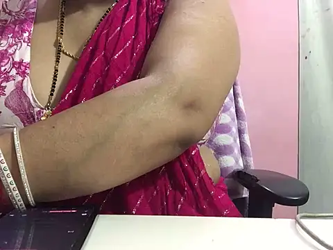 Snapshot of Desi_bhabhiii chatting on 01.09.25 Desi bhabhiii online show from 01.09.25