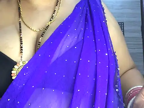 Snapshot of Desi_bhabhiii chatting on 01.25.25 Desi bhabhiii online show from 01.25.25