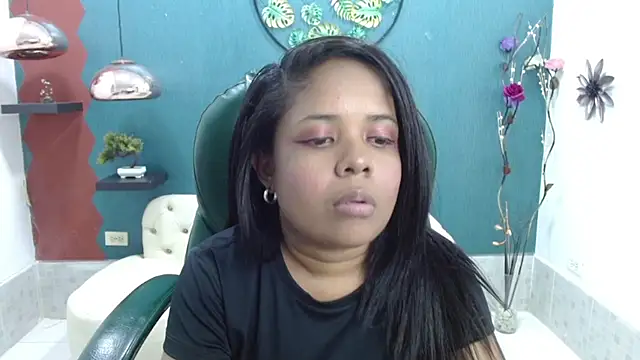 Snapshot of Melikasweetz chatting on 01.22.25 Melikasweetz online show from 01.22.25