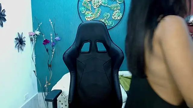 Snapshot of Melikasweetz chatting on 03.11.25 Melikasweetz online show from 03.11.25