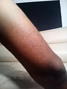 AbbyTomson online show from 01.28.25