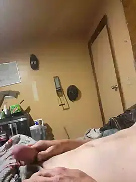 Snapshot of BigDDave6979 chatting on 03.01.25 BigDDave6979 online show from 03.01.25