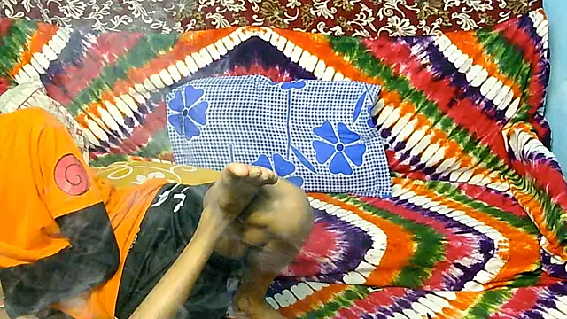 Snapshot of Alex_Suman25 chatting on 03.05.25 Alex Suman25 online show from 03.05.25