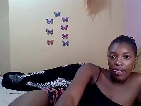 Snapshot of Zara_Twilight chatting on 12.03.24 Zara Twilight online show from 12.03.24