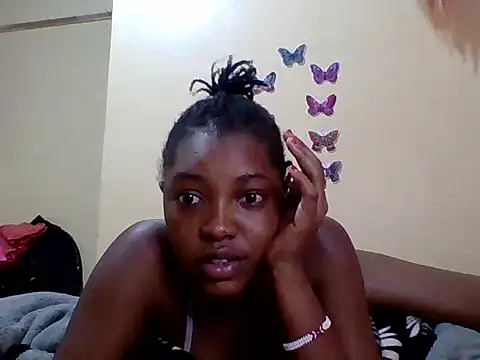 Snapshot of Zara_Twilight chatting on 12.11.24 Zara Twilight online show from 12.11.24