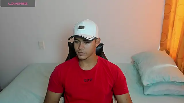 Iamdylan777 online show from 01.19.26