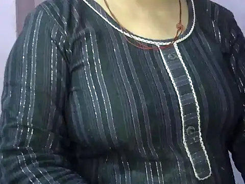 Snapshot of SHONALI_ chatting on 12.09.24 SHONALI online show from 12.09.24