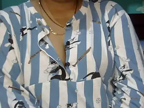 Snapshot of SHONALI_ chatting on 03.06.25 SHONALI online show from 03.06.25