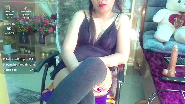 Jerry-Lan online show from 11.25.25