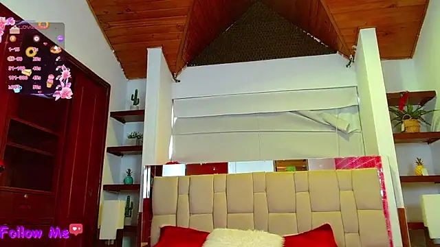 scarlleth  online show from 03.03.25