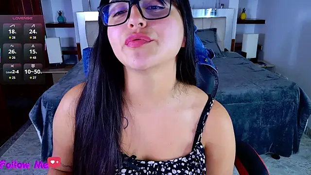 scarlleth  online show from 01.09.26