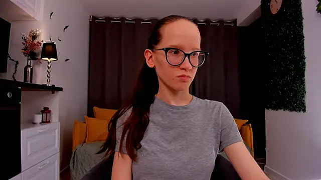 BettyBrowni online show from 02.23.25